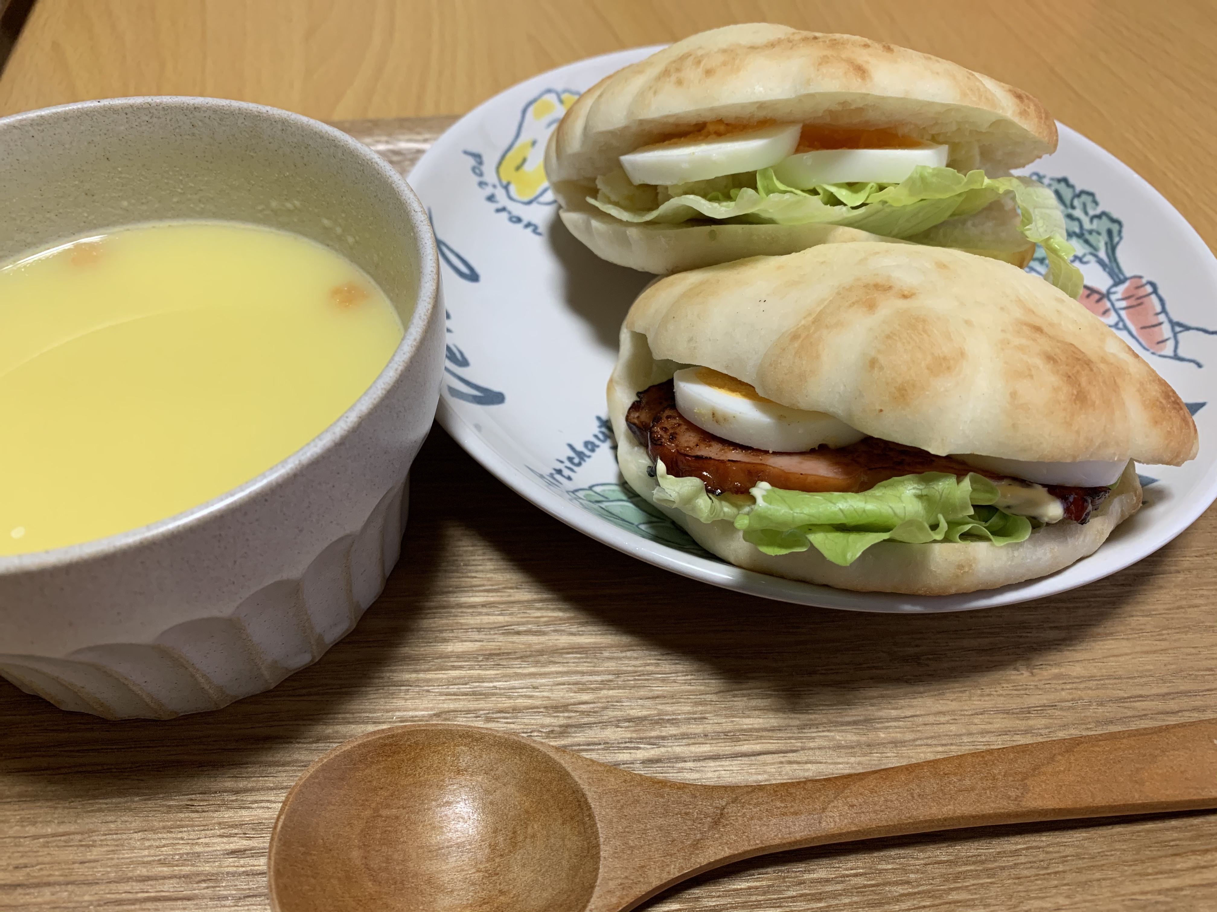 フォカッチャでチャチャッと朝ごはん