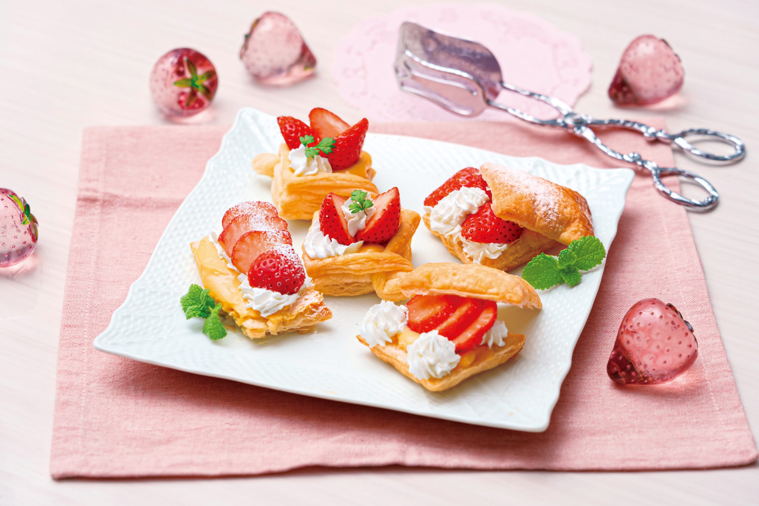 いちごのスクエアパイ